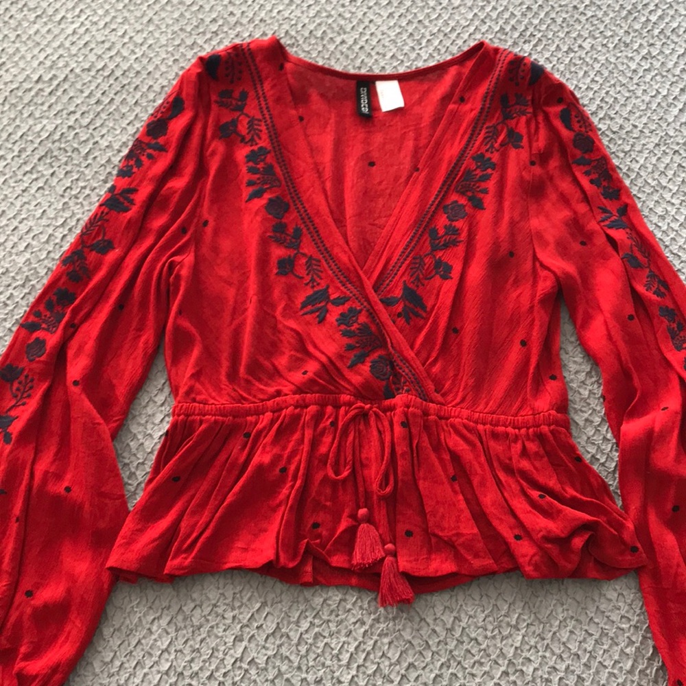 Boho-Chic Red Linen Blouse with Embroidery